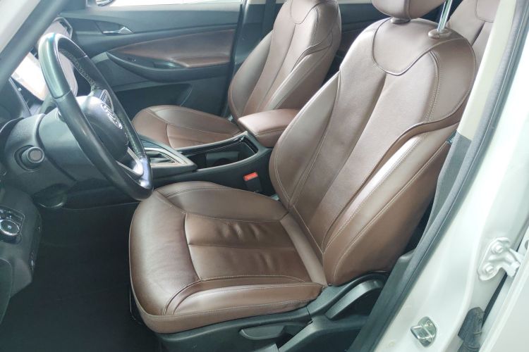 别克GL6 2018款 18T 6座豪华型局部细节19