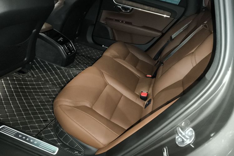 沃尔沃S90 2025款 B5 智远豪华版中控内饰21