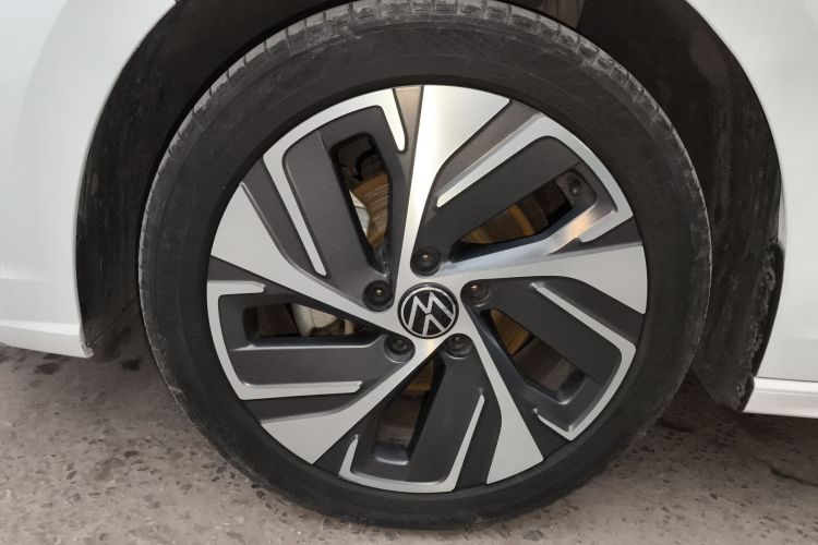 大众 宝来 2023款 300TSI DSG尊行版车身外观6007