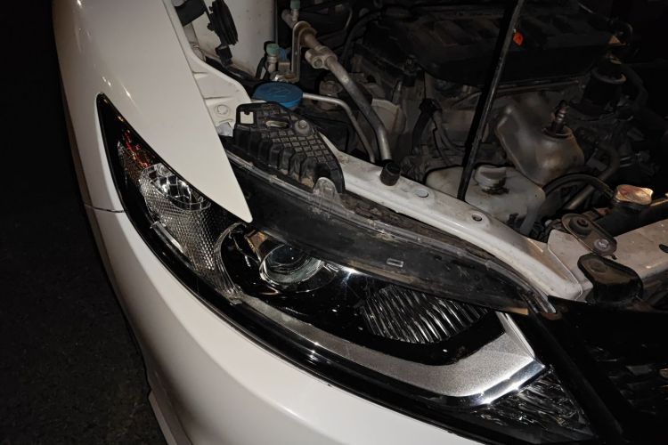 本田 杰德 2014款 1.8L 自动舒适精英版 5座车身外观8