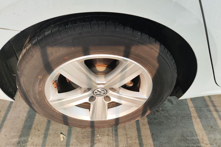 大众 凌渡 2017款 230TSI 手动风尚版车身外观6008