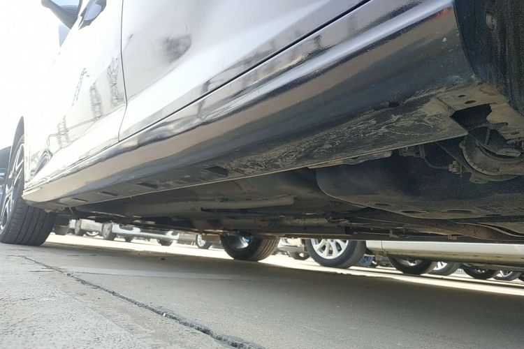 东风风神 奕炫 2021款 230T 自动追影骑士版局部细节9002