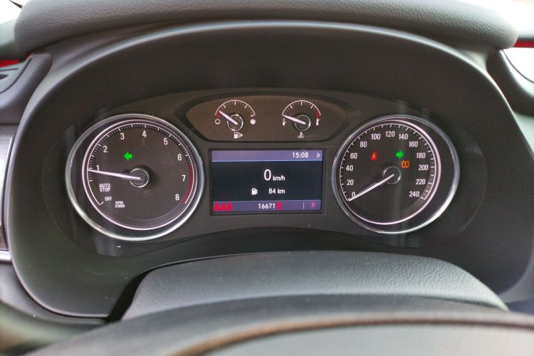 别克 君越 2022款 652T 豪华型中控内饰14