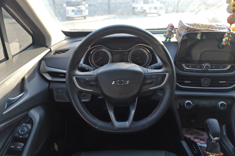 雪佛兰 沃兰多 2019款 Redline 530T 自动纵享版（5+2款） 国VI中控内饰13