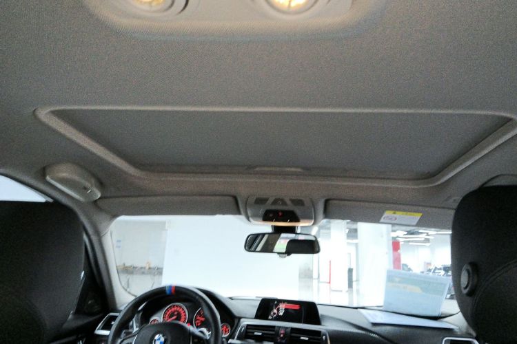 宝马3系 2017款 320Li M运动型中控内饰22