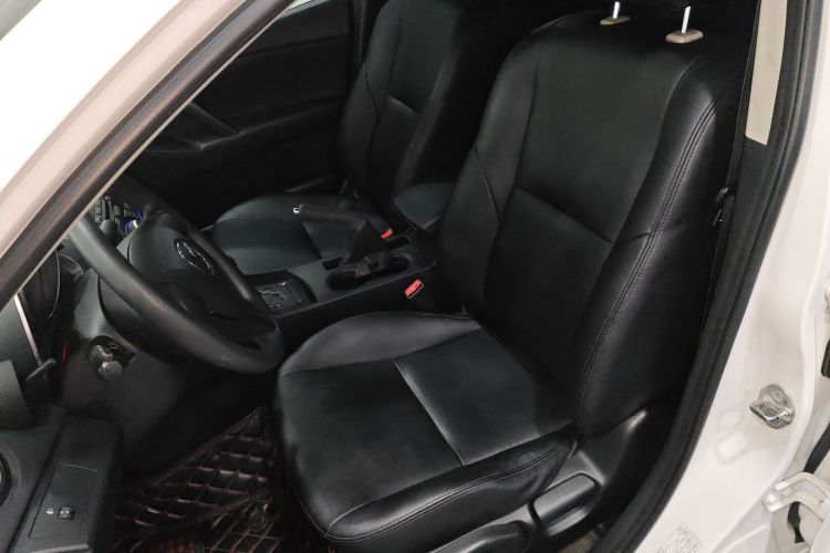 马自达3星骋 2015款 三厢 1.6L 自动舒适型局部细节19