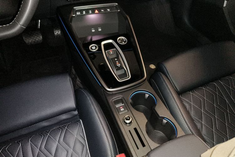 奥迪A3 2025款 A3L Limousine 35TFSI 飞驰尊享型 +豪华臻选包中控内饰18