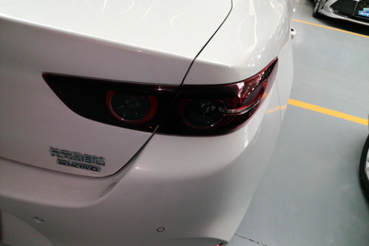 马自达3 昂克赛拉 2022款 2.0L 自动质雅版车身外观6006