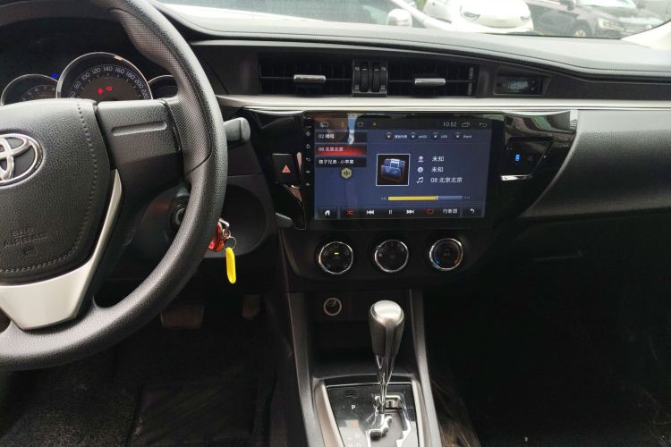 丰田 雷凌 2014款 1.6G CVT精英版中控内饰16