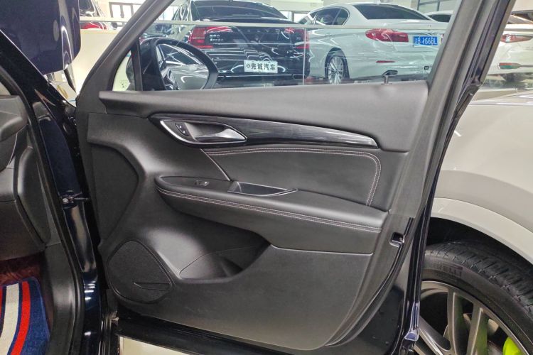 别克 2022款 昂科威Plus 552T 五座豪华型中控内饰42