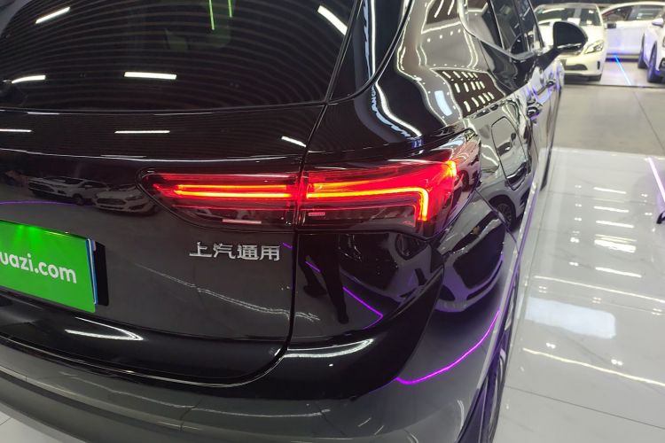 别克 2022款 改款 昂科威S 552T 两驱豪华型车身外观6006