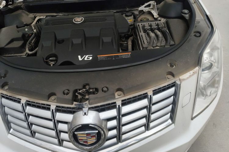 凯迪拉克SRX 2013款 3.0L 精英型局部细节9007