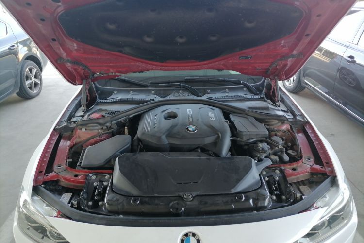 宝马3系 2018款 320Li 领先型M运动套装机舱底盘24