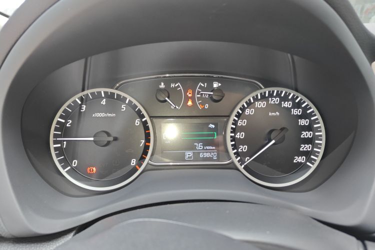 日产 轩逸 2021款 经典 1.6XL CVT豪华版中控内饰14