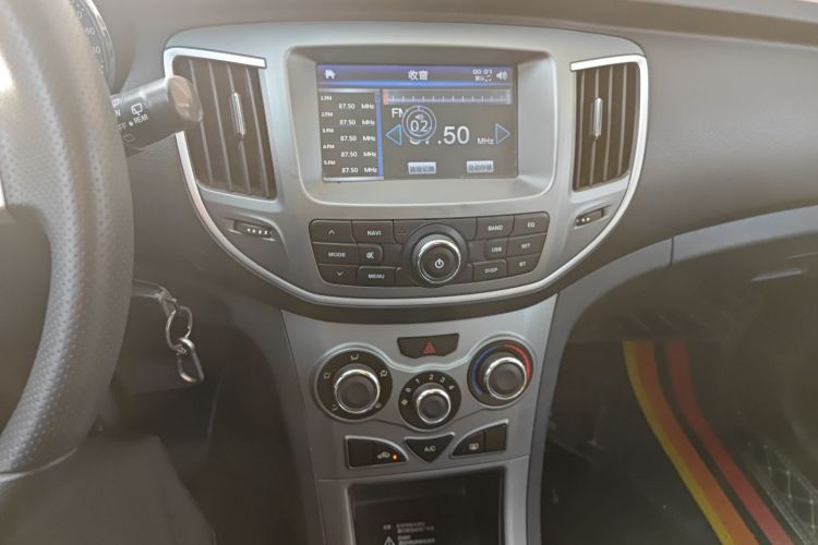 凯翼C3R 2015款 1.5L AMT金钻版中控内饰16