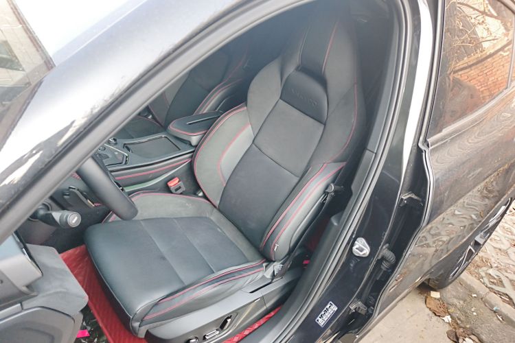 领克05 2022款 2.0TD 四驱劲Halo局部细节19