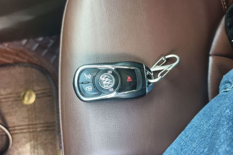 别克 昂科威 2018款 20T 两驱豪华型中控内饰7001