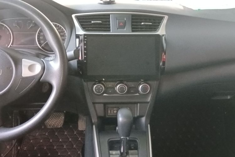 日产 轩逸 2022款 经典 1.6XE CVT舒适版中控内饰16