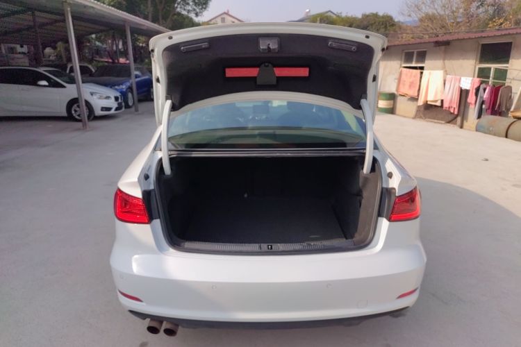 奥迪A3 2016款 Limousine 35 TFSI 领英型局部细节23