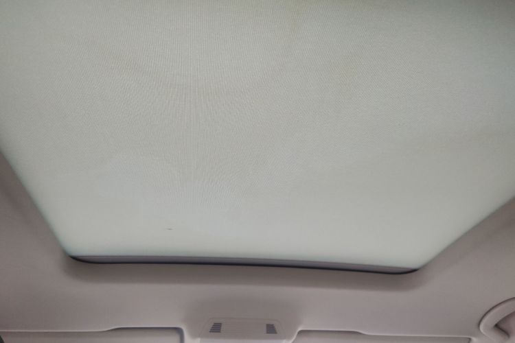 大众 威然 2022款 380TSI 尊驰版中控内饰22