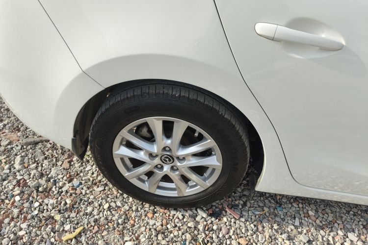 马自达3 昂克赛拉 2016款 三厢 1.5L 手动舒适型车身外观6008