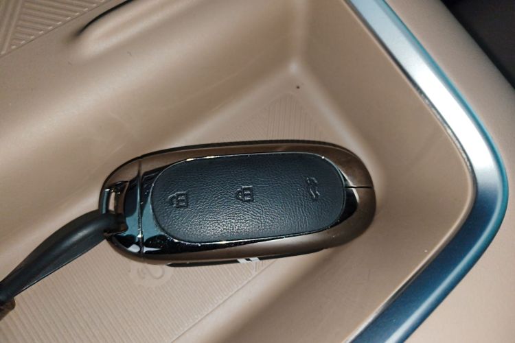 理想汽车 理想L7 2025款 Pro 智能焕新版中控内饰7001