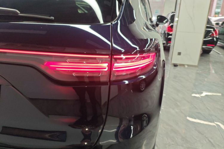 保时捷 2018款 Cayenne 3.0T车身外观9