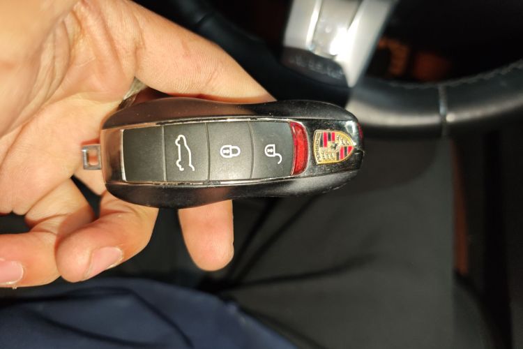 保时捷 2014款 Cayenne Platinum Edition 3.0T中控内饰11