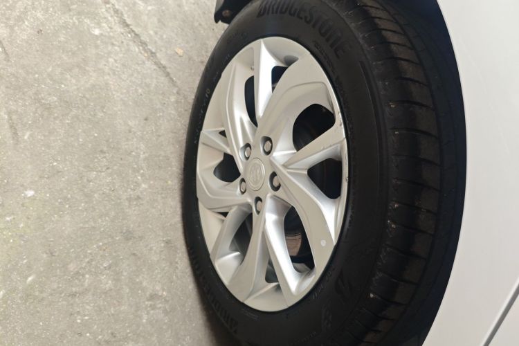 别克 微蓝6 2022款 互联共享型 PLUS车身外观6008