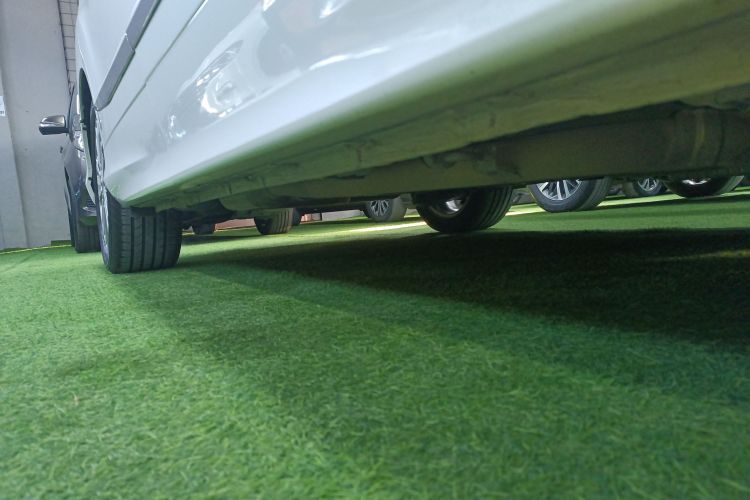 本田 艾力绅 2016款 2.4L 舒适版局部细节9001