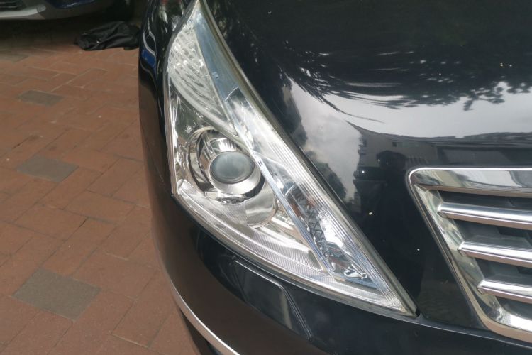 日产 天籁 2011款 公爵 2.5L XV尊雅版车身外观6006