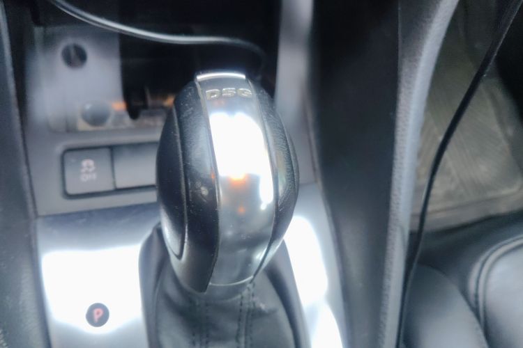 大众 高尔夫 2011款 1.4TSI 自动豪华型局部细节18