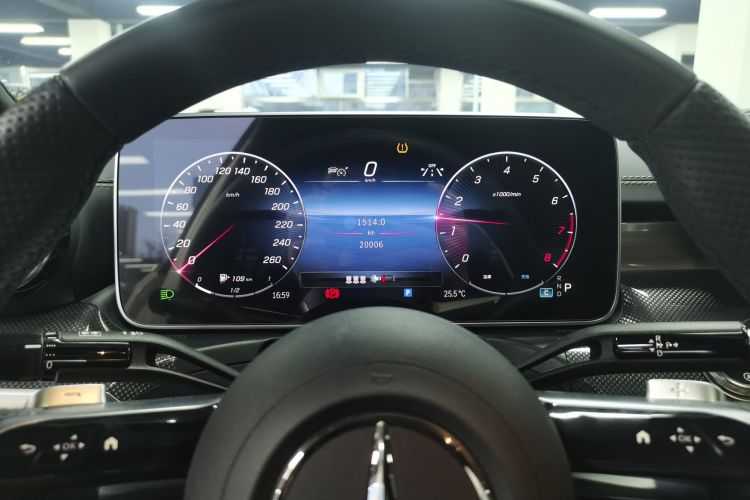 奔驰C级 2023款 改款 C 200 L 运动版中控内饰14