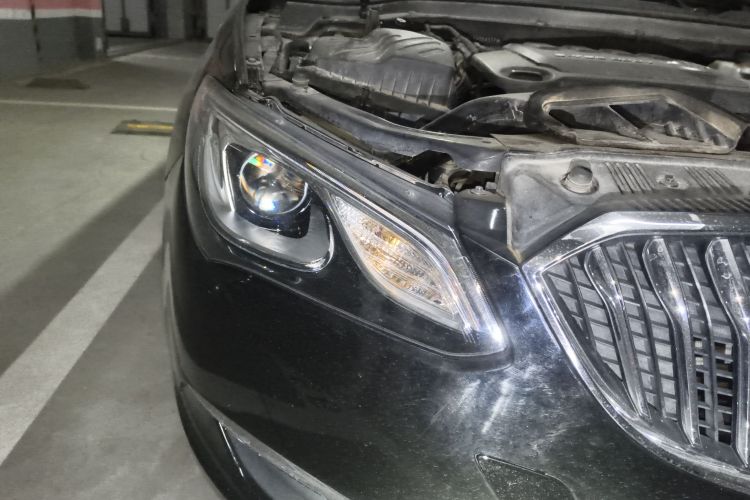 别克 英朗 2015款 15N 自动精英型车身外观8