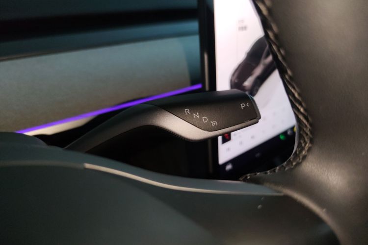 特斯拉 Model Y 2024款 长续航全轮驱动版局部细节18