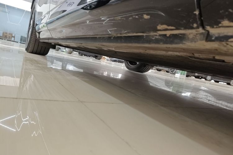 极氪MIX 2025款 长续航智驾版局部细节9001