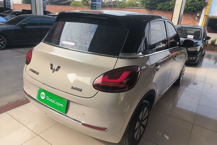 五菱汽车 五菱缤果 2023款 333km 灵犀互联+款车身外观7