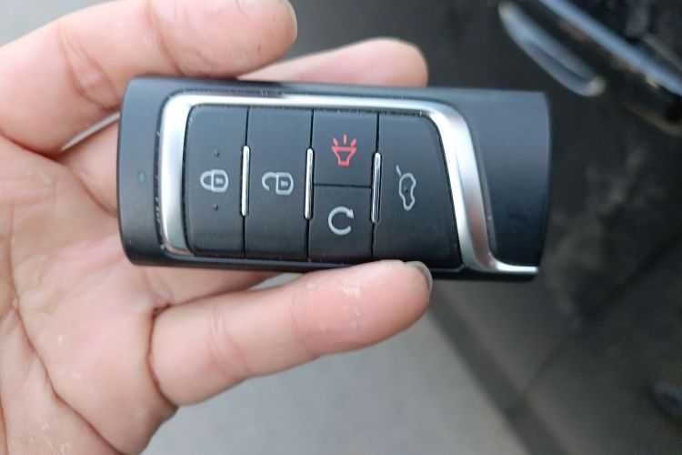 广汽传祺 传祺M6 2023款 PRO 270T DCT豪华版中控内饰11