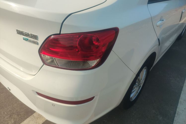 起亚 焕驰 2017款 1.4L 手动智享版Value车身外观9