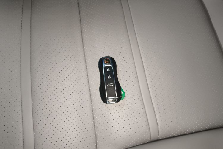 保时捷 2024款 Cayenne 3.0T中控内饰11