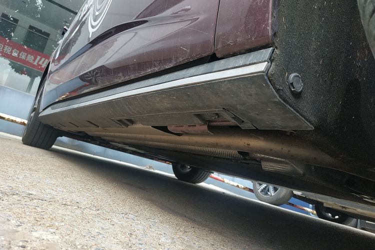 比亚迪 海豹 2023款 DM-i 1.5T 121km 旗舰型局部细节9001