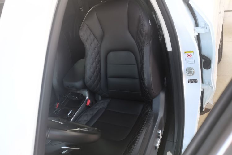 哈弗H6 2020款 1.5GDIT 自动铂金冠军版局部细节19