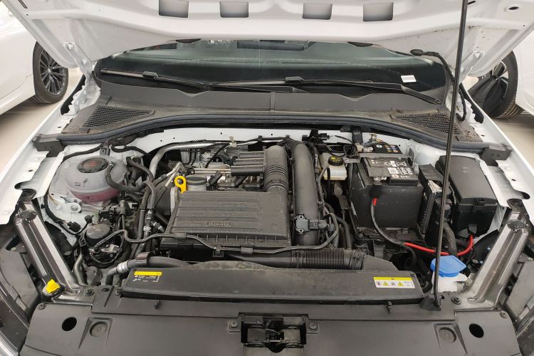 大众 宝来 2025款 200TSI DSG悦行PRO版机舱底盘24