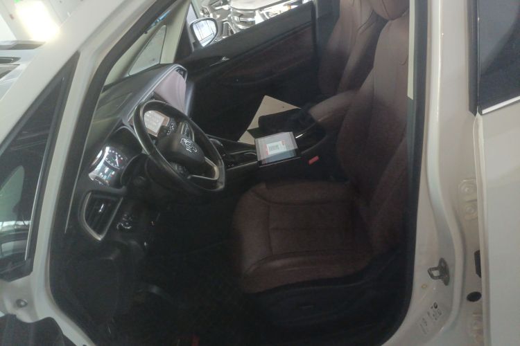 别克GL6 2019款 18T 5座互联豪华型 国V中控内饰19