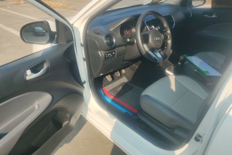 起亚 焕驰 2017款 1.4L 手动智享版Value中控内饰20