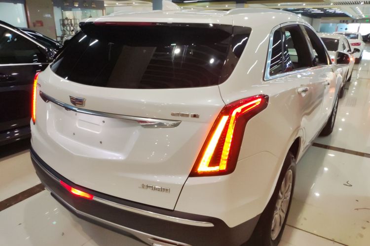 凯迪拉克XT5 2021款 2.0T 两驱豪华型车身外观6005