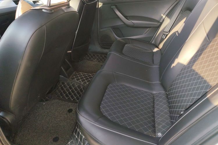 斯柯达 昕锐 2018款 1.6L 手动舒适版中控内饰21