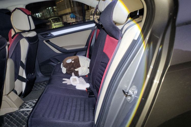 大众 捷达 2013款 1.6L 手动舒适型中控内饰21