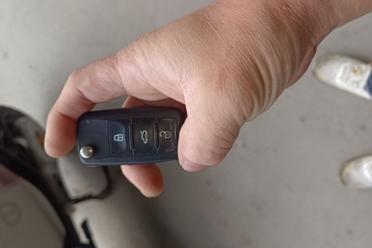 大众 帕萨特 2016款 330TSI DSG御尊版中控内饰7001