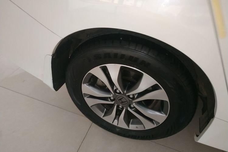 本田 雅阁 2015款 2.0L LX 舒适版车身外观6008